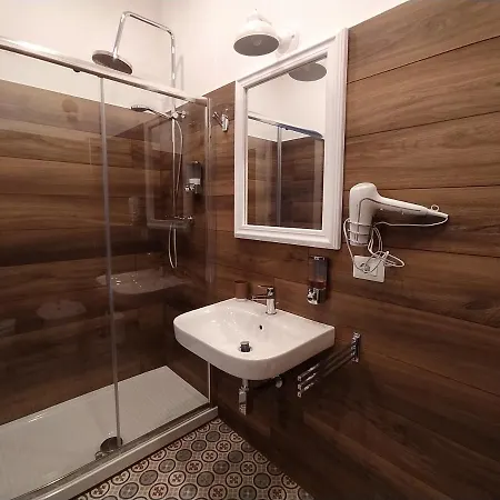 Protodomus 3*