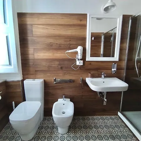 Protodomus ברונטה