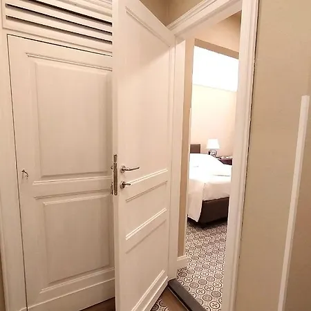 بيت ضيافة Protodomus